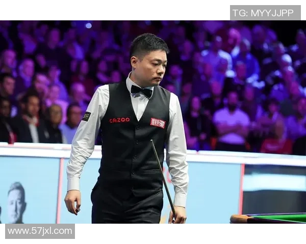 我国斯诺克最新战报:一胜两负告终,三席晋级四强,12冠王险丢赛点